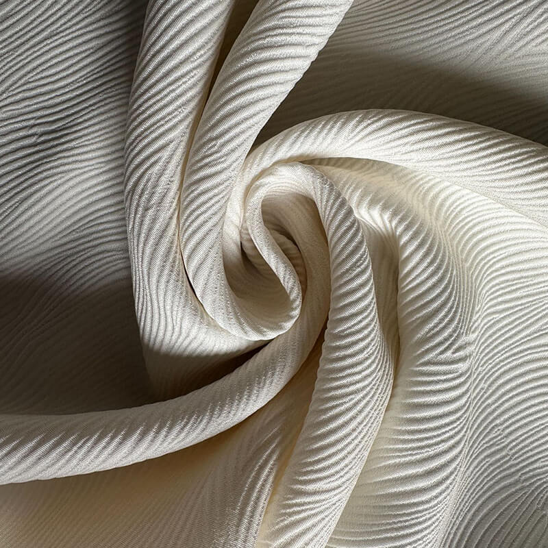 Jacquard Mulberry Silk Woven Fabric for Apparel Wholesale Supplier 6